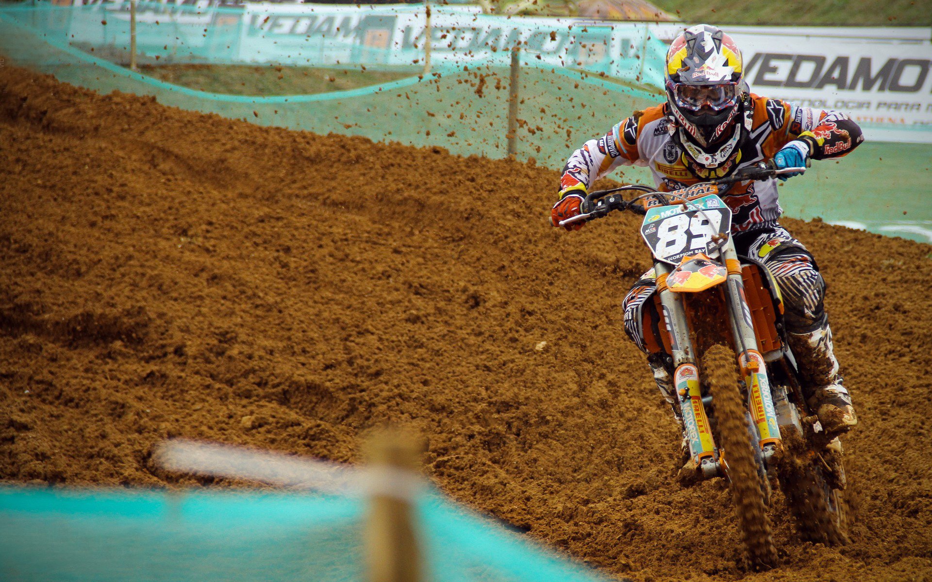 开云体育官方app-传球至上，约基奇助掘金征战鹈鹕，全队护卫荣耀，约基奇续约掘金