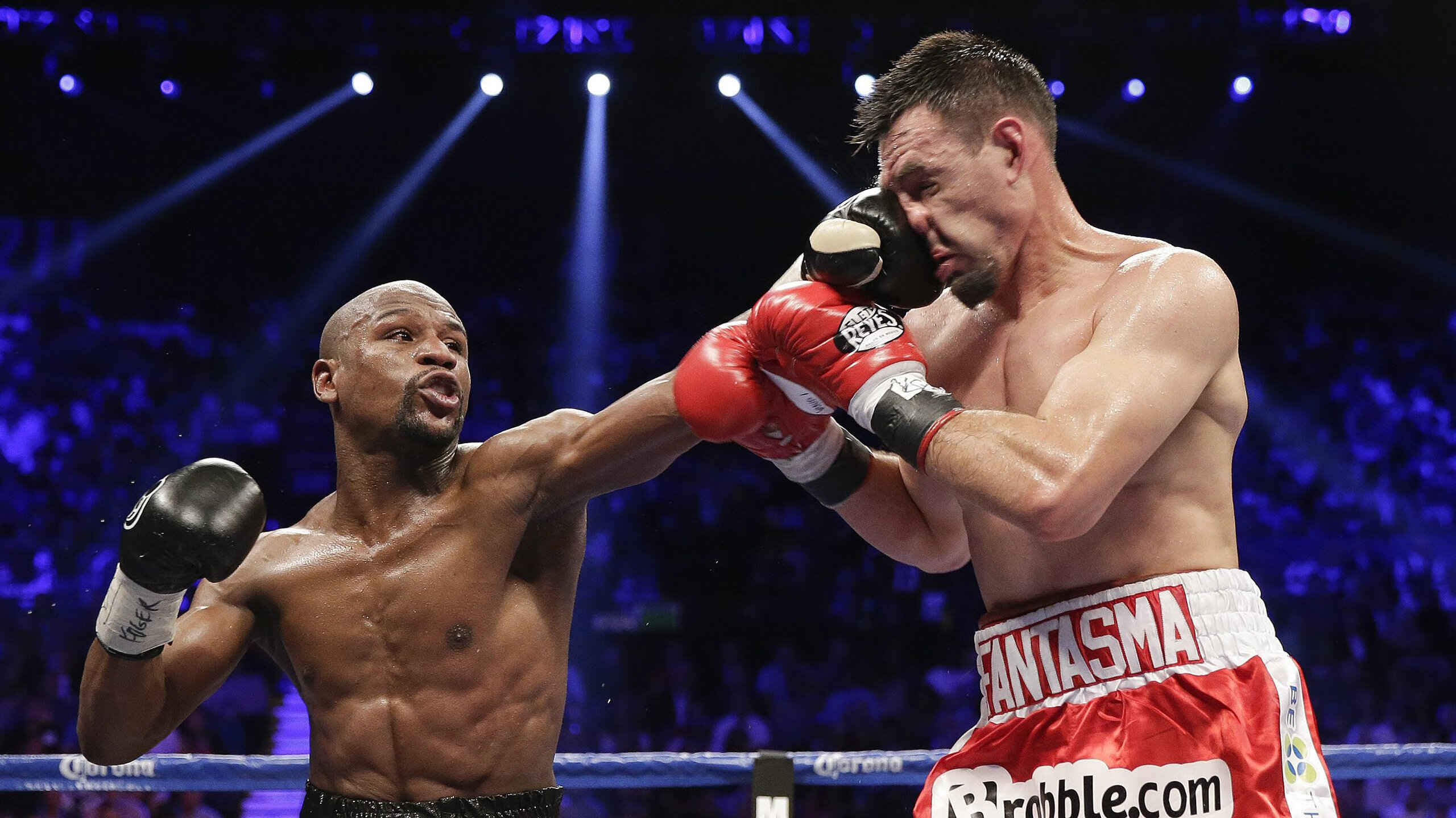 冬奥闭幕式现场播放塞内加尔进球集锦,全场致敬,塞内加尔金牌